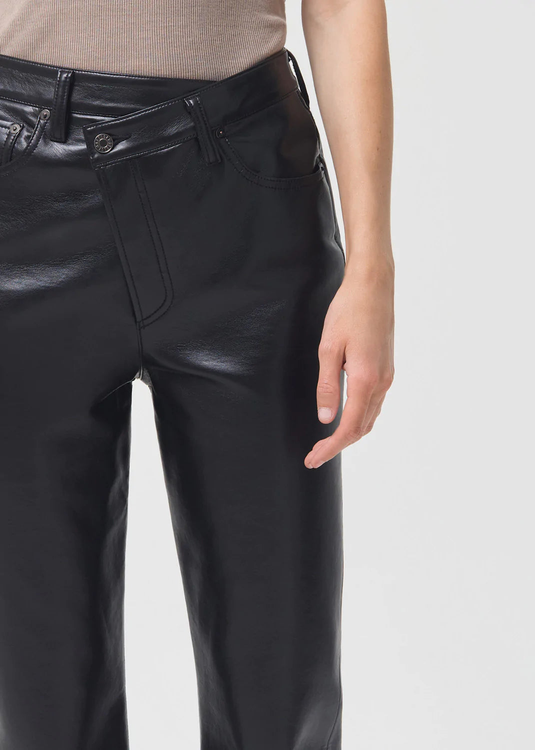 Recycled Leather Criss Cross Straight in Detox