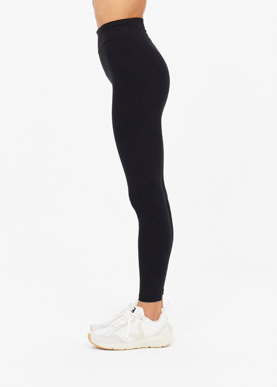 Peached Midi Pant in Black